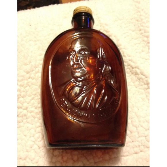 Benjamin Franklin Log Cabin Syrup Bottle 1970 - Picture 9 of 9